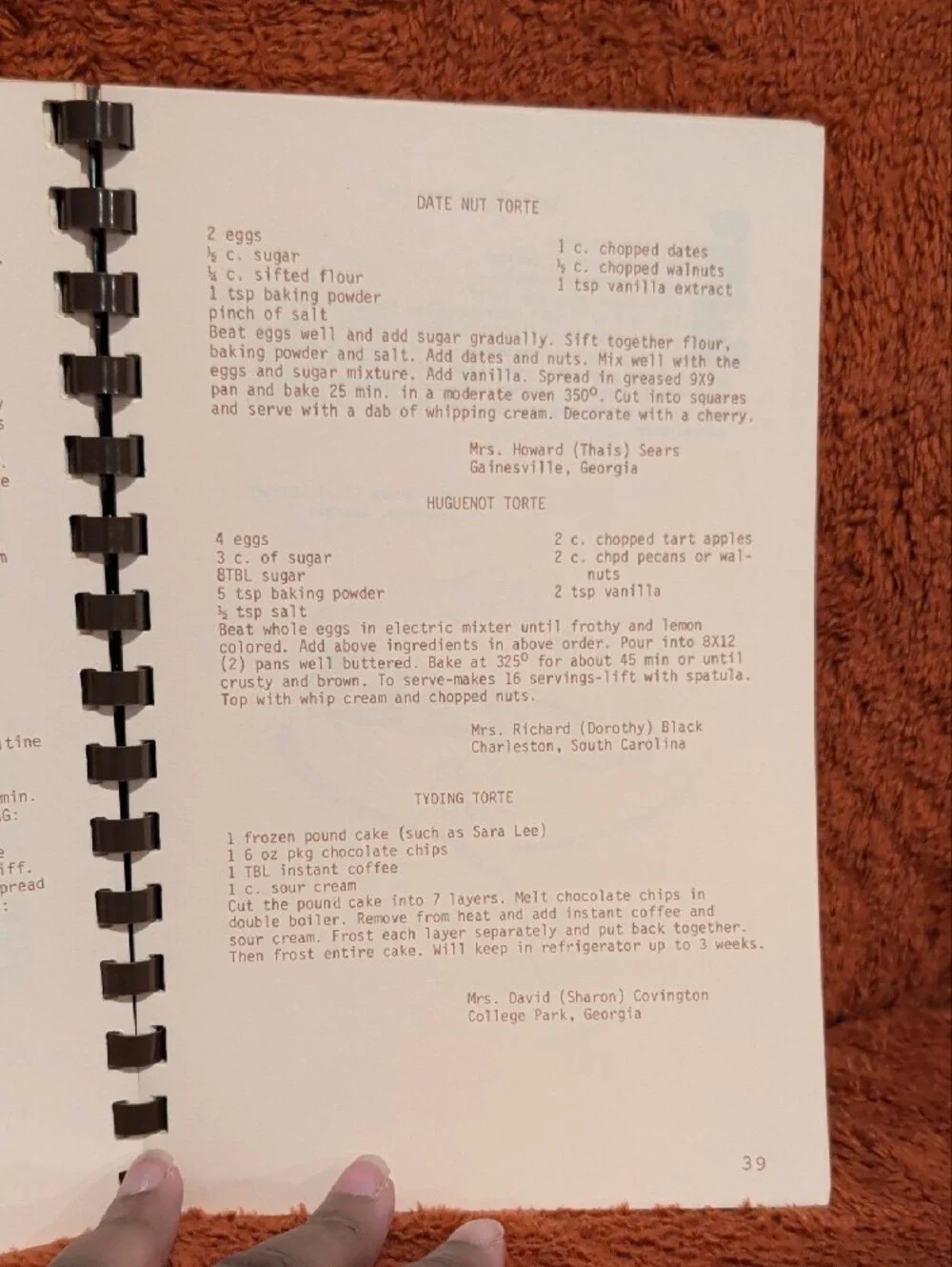 Southern Sweet Recipes Cookbook ( Copyright 1976 )